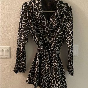 B&W Giraffe print trenchcoat